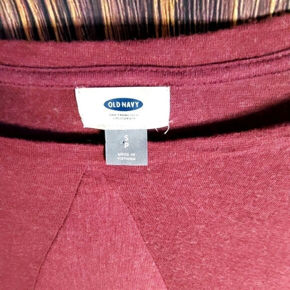 Old Navy Long Sleeve T Shirt Small - Picture 2 of 5
